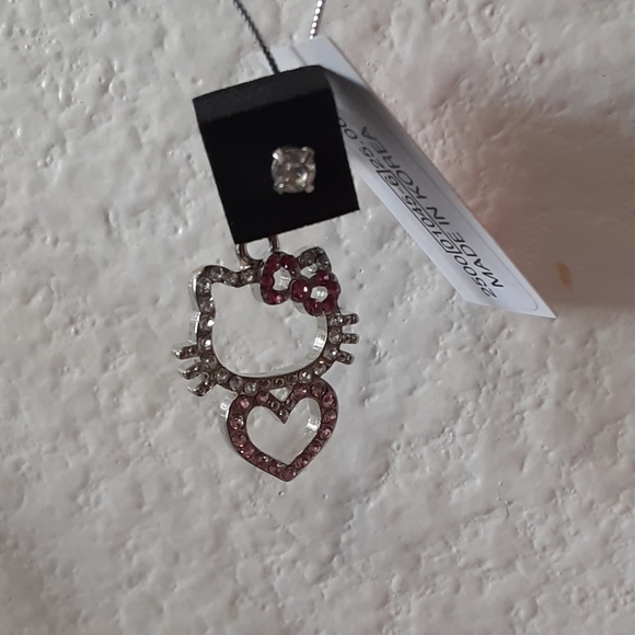 Sanrio "Hello Kitty" theme sterling silver jewelry - Picture 4 of 12